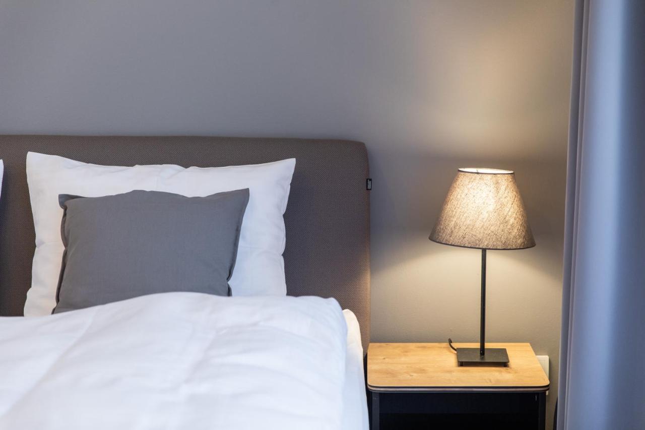 Spacious Apartments Near The River Prague Ngoại thất bức ảnh